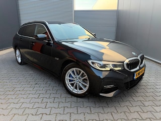 BMW 3-serie Touring 330e xDrive High Executive LASER PANO 360 CAMERA ACC TREKHAAK LEDER HUD STOELVERWARMING CARPLAY ANDROIDAUTO