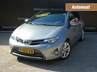 Toyota Auris 1.8 Hybride Edition - 2013 - 99DKM - Navi-Camera-Trekhaak-Panoramadak