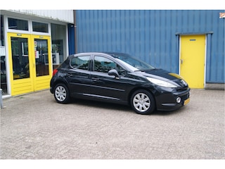 Peugeot 207 1.4-16V XS, Airco, Nieuwe APK!!!