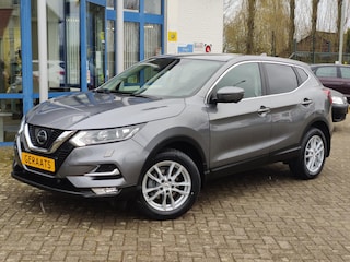 Nissan Qashqai 1.2 N-Connecta | Navigatie, Trekhaak, Keyless, Parkeercamera, Climate + Cruise Control, Stoelverwarming