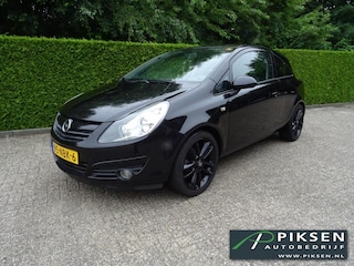 Opel Corsa 1.4-16V COLOR EDITION AIRCO