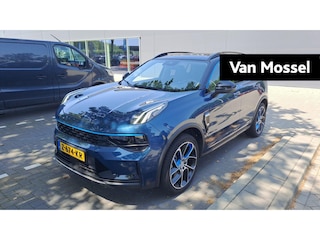 Lynk & Co 01 1.5 | Trekhaak 1800 KG | Panoramadak | Privacy Glass | Parkeercamera | Keyless |