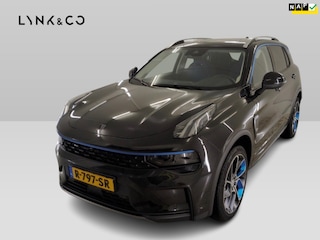 Lynk & Co 01 1.5 261pk PHEV 7DCTH | Orig.NL | PanoramaDak | 360 graden Camera | Carplay |