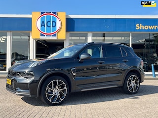 Lynk & Co 01 1.5 261pk PHEV 7DCTH | Orig.NL | PanoramaDak | 360 graden Camera | Carplay |