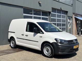 Volkswagen Caddy 2.0 TDI L1H1 DSG Airco Cruise controle Trekhaak 1500kg trekgewicht Automaat Parkeersensoren achter Schuifdeur Telefoon verbinding Euro 6