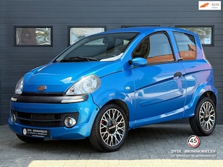 Microcar M.GO Paris DCI Brommobiel 45km auto 2012 1eig 6dkm