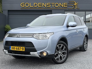 Mitsubishi Outlander 2.0 PHEV Executive Edition Trekhaak,Schuifdak,Leder,Stoelverw-Koeling,Camera,Navi,Keyless,Clima,Cruise,Lm velgen,Pdc,V+A,Rijstrooksensor,Extra velgen,N.A.P,Apk tot 11-2026