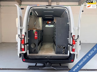 Renault Master Servicewagen T35 2.3 dCi 145pk euro6 L2H2 BOTT Inrichting, Victron omvormer, Standkachel, Trekhaak, RIJKLAARPRIJS!