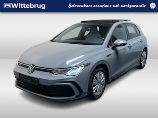 Volkswagen Golf 1.5 TSI R-Line / GARANTIE TM 02-2028/ PANO/ PARK.SENSOR.V+A/ CAMERA/ ACC/ STUUR+STOELVERWARM./ APP-CONNECT/ KEYLESS/ DIGITAL DASH/ NAVI/ DAB/ 17'' LMV
