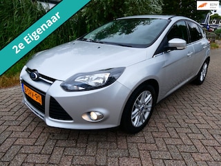 Ford Focus 1.6 Titanium 182pk 2e eig. Clima Schuifdak Trekhaak 1500kg. Historie