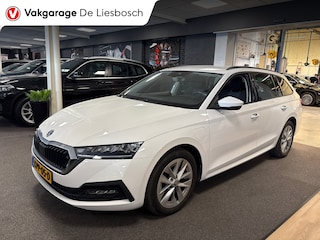 Skoda Octavia Combi 1.4 TSI iV PHEV Business Edition / Navigatie / carplay / cruisecontrol /dealer onderhouden