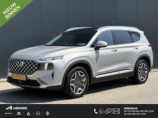 Hyundai Santa Fe 1.6 T-GDI PHEV Premium Sky / 7 personen / Elektrisch glazen panorama-dak / Automaat / All-season banden / Navigatie / Apple Carplay/Android Auto / Stoel verwarming/verkoeling / Airco separaat achter / Achter stoelverwarming / Cruise Control /