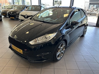 Ford Fiesta 1.6 ST2 Zeer Compleet NW APK BJ 2013 !!!