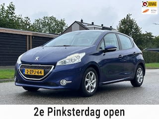 Peugeot 208 1.2 VTi Allure 5DR*Navigatie*Pano*Stoelverwarming*Cruise*Airco*LM velgen*Parkeersensoren*APK*