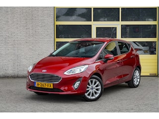 Ford Fiesta 1.0 EcoBoost 5drs Titanium BJ2020 Lmv 16" | Led V+A | Pdc | Verwarmde voorruit | Navi | Cruise control | Climate control | Sportstoelen | Verwarmd stuur | Verwarmde voorstoelen | Getint glas