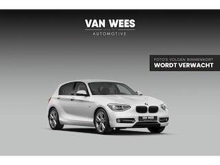 BMW 118i Sport Line | Sportstuur | Stoelverwarming | Xenon adaptief | PDC | Climate control | Sportstoelen | Navigatie | Bluetooth | 18 inch | Lichtpakket | Leer | 18 inch