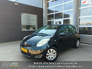 Toyota Yaris 1.3 VVTi Aspiration | Centrale Deurvergrendeling | Rijdt voordelig | Airco werkt niet