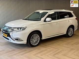 Mitsubishi Outlander 2.4 PHEV Intense+ AUT. PLUG-IN SCHUIFDAK CAMERA PDC CRUISE KEYLESS-GO STOEL/STUURVERWARMING