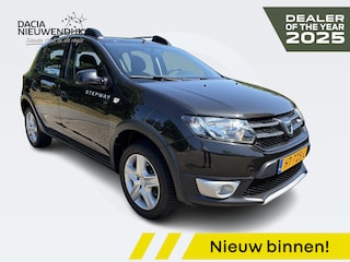 Dacia Sandero 0.9 TCe Stepway Lauréate | TREKHAAK | PDC | NAVI | AIRCO | CRUISE CONTR | ALL SEASONS.