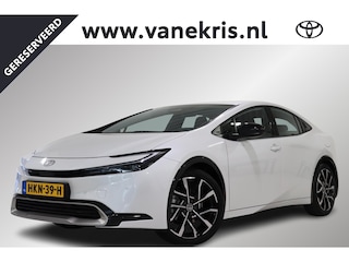 Toyota Prius Plug-in Hybrid 220 Executive, Blind Spot, Apple Carplay & Android Auto, Stoel & Stuur verwarming, Parkeersensoren!