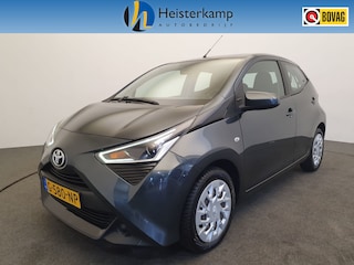 Toyota Aygo 1.0 VVT-i x-play Airco, Camera