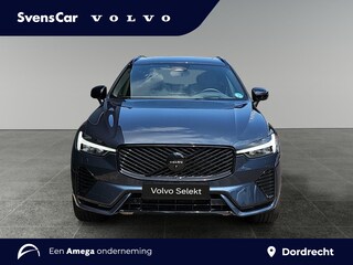 Volvo XC60 2.0 T6 Plug-in hybrid AWD Plus Black Edition | Panoramadak | Head-up Display | 360 Camera | Sportstoelen |