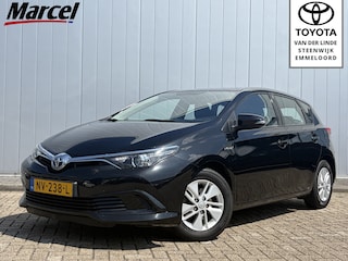Toyota Auris 1.8 Hybrid Business NL Auto Trekhaak Navi Clima Cruise