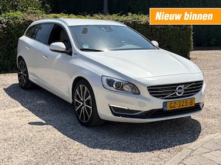 Volvo V60 2.4 D5 Twin Engine Hybrid Leder Navi Xenon