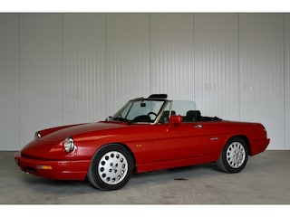 Alfa Romeo Spider 2.0