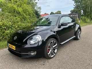 Volkswagen Beetle 2.0 TSI Sport DSG en leder