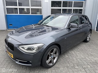BMW 114i 5D Sport Edition Leer-17''-Xenon-dakje-17''