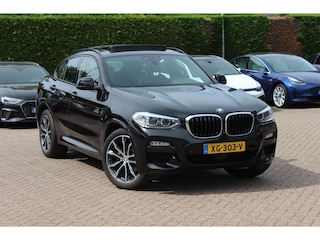 BMW X4 xDrive20i High Exe. M Sport / Panoramadak / 360Camera / Leder / 20'' / Harman Kardon / Navigatie / Dodehoek / DAB / Stoelverwarming / ACC