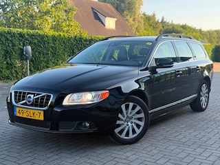 Volvo V70 1.6 T4 Limited Edition Airco Cruise Leder Navi PDC