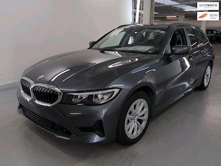 BMW 3-serie Touring 330e Aut Live Coc.p Keyless LED All-in BTW