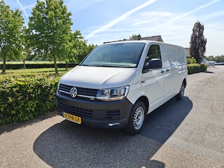 Volkswagen Transporter 2.0 TDI L2H1 Trendline AIRCO/DSG BJ 2018