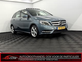 Mercedes-Benz B-klasse 180 CDI Ambition Panoramadak, Leder, Camera, Navi, Cruise control, Stoelverwarming, Lichtnetalen velgen, Clima