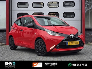 Toyota Aygo 1.0 VVT-i x-play Bluetooth/Centr. Vergr./Stuurb.