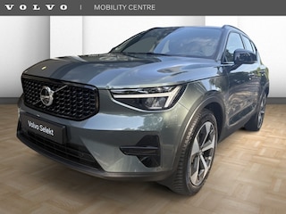 Volvo XC40 2.0 B4 Plus Dark | Trekhaak | H&K Audio