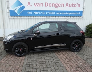 DS 3 1.2 PT PERFORMANCE LINE Automaat,Navi,Camera,Led