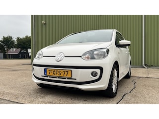 Volkswagen Up 1.0 high up! BlueM.