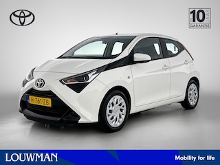 Toyota Aygo 1.0 VVT-i x-play | 1e Eigenaar | Dealeronderhouden | Apple Carplay / Android Auto | Camera |
