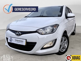Hyundai i20 1.2i i-Motion Airco Usb Lmv Pdc