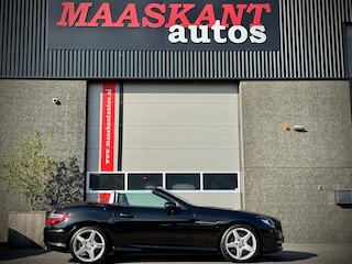 Mercedes-Benz SLK 350 AMG / Harman Kardon / Pano / Airscarf / Keyless go / Electric seats / 306pk!