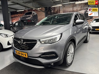 Opel Grandland X 1.2 Turbo Innovation / Camera / Carplay