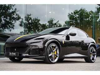 Ferrari Purosangue 6.5 V12 / Retrofit Steering Wheel / Full Carbon / Electrochromic Roof