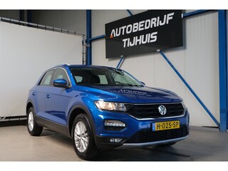 Volkswagen T-Roc 1.0 TSI Style - N.A.P. Airco, Cruise, PDC, Navi, Carplay.