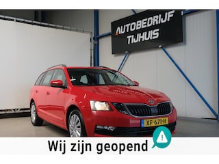 Skoda Octavia Combi 1.0 TSI Greentech Ambition Automaat - Airco, Cruise, Navi, PDC, Carplay, Trekhaak.