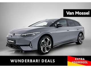 Volkswagen ID.7 Tourer GTX Limited Edition 86 kWh 340 PK 4Motion | Apple Carplay | 360 Camera | Head-up display | Stoelverwarming | Navigatie | Achterklep elektrisch | IQ Lights | Memory stoelen | Android Auto | Dodehoeksensoren | Stuurverwarming | Harman Kardon geluidssysteem | 20" Lichtmetalen velgen |