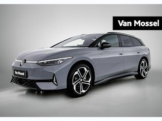 Volkswagen ID.7 Tourer GTX Limited Edition 86 kWh 340 PK 4Motion | Apple Carplay | 360 Camera | Head-up display | Stoelverwarming | Navigatie | Achterklep elektrisch | IQ Lights | Memory stoelen | Android Auto | Dodehoeksensoren | Stuurverwarming | Harman Kardon geluidssysteem | 20" Lichtmetalen velgen |
