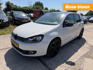 Volkswagen Golf 1.4 TSI Highline 5drs automaat NAVI STORING IN BAK EXPORT